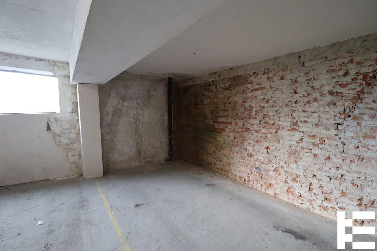 Prodej garážového stání 801 m² – fotografie 5