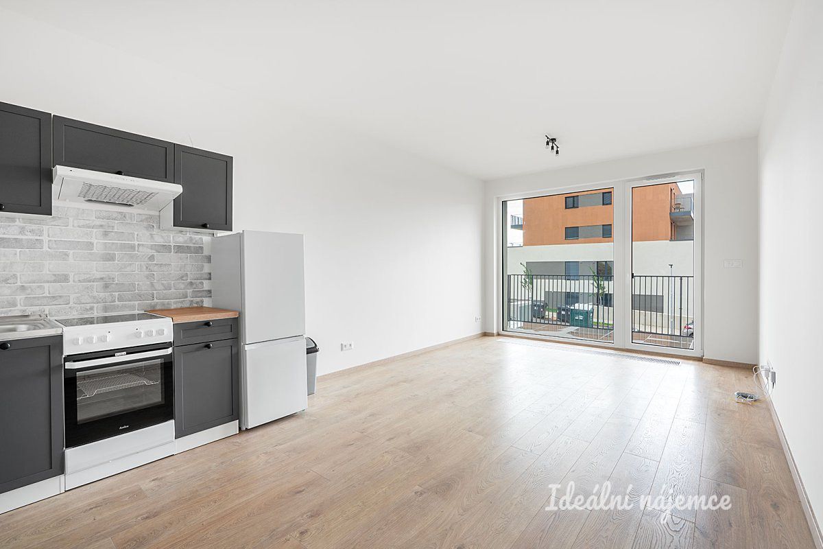 Pronájem bytu 1+kk 33 m²