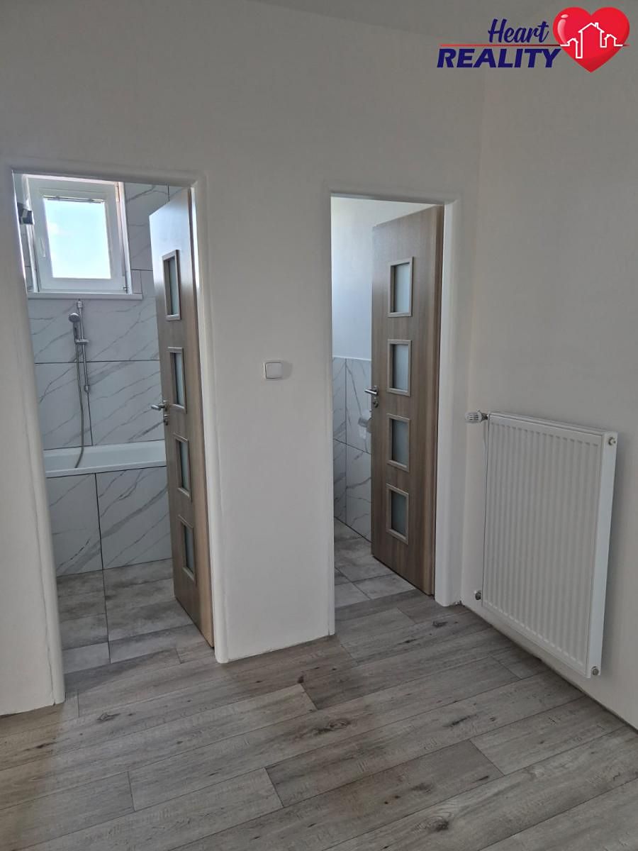 Pronájem bytu 3+kk 42 m² – fotografie 5