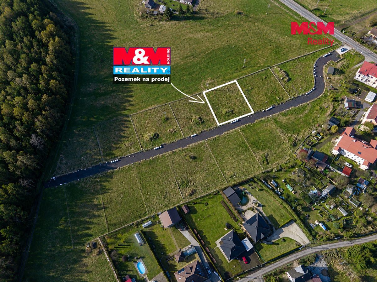 Prodej stavebního pozemku 1000 m² – fotografie 2