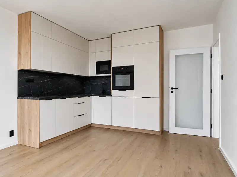 Prodej bytu 5+kk 76 m², Plzeň – náhled fotky 1