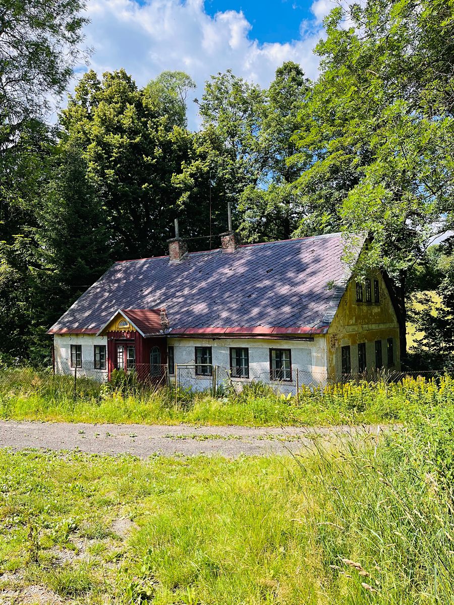 Prodej rodinného domu 152 m², pozemek 929 m² – fotografie 2