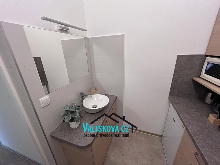 Комерційне приміщення в оренду, 93 м² (11 з 20)