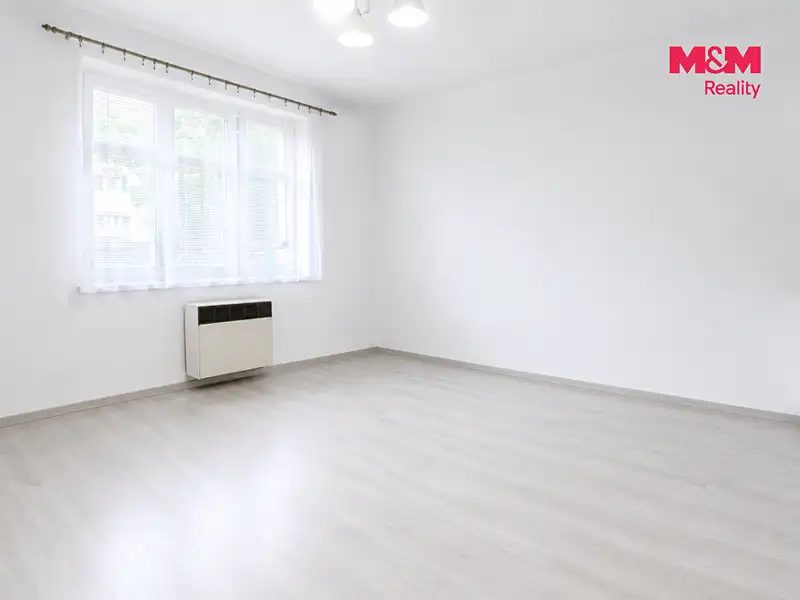 Prodej bytu 1+kk 31 m², Praha – náhled fotky 3