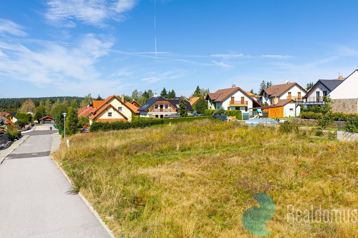 Prodej stavebního pozemku 1045 m² – fotografie 5