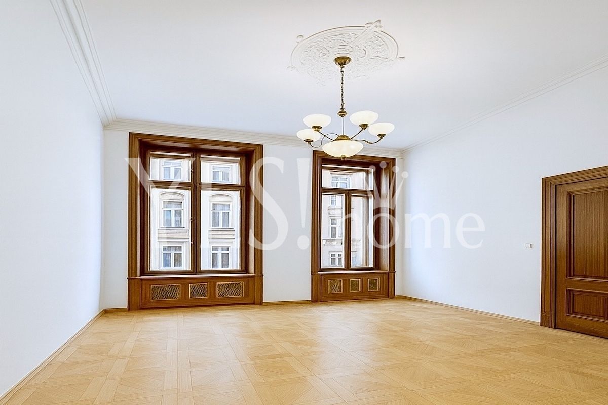 Pronájem kanceláře 538 m² – fotografie 5