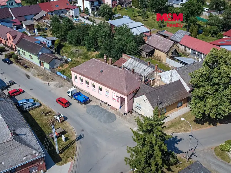 Prodej obchodního prostoru 220 m², Přerov – náhled fotky 1