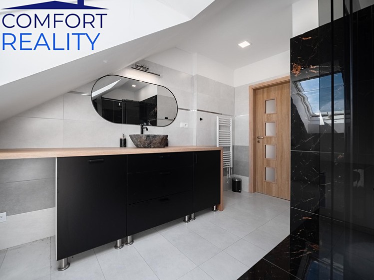 Pronájem bytu 3+kk, 80 m² (16 z 18)