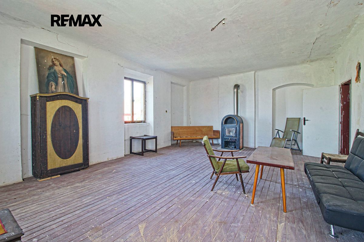 Prodej zemědělské usedlosti 247 m², pozemek 2003 m² – fotografie 2