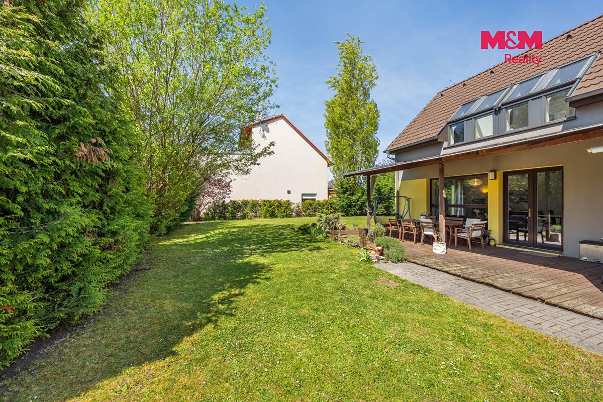 Prodej rodinného domu 126 m², pozemek 679 m² – fotografie 5