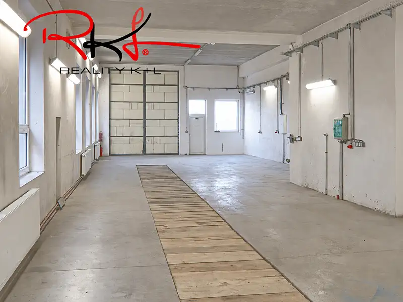 Pronájem komerční nemovitosti 198 m², Martiněves – náhled fotky 2