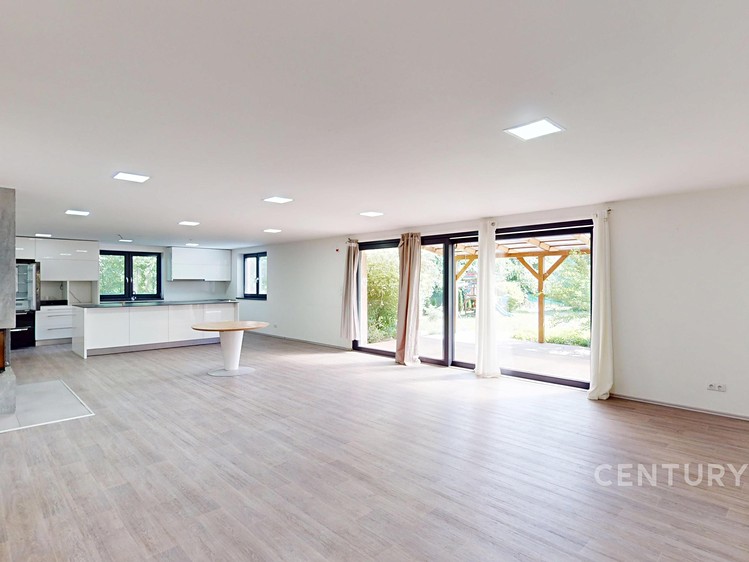 Prodej domu, 319 m² (49 z 73)