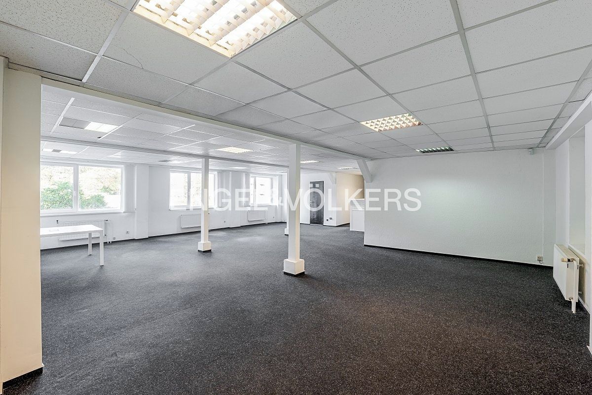 Pronájem kanceláře 92 m² – fotografie 3