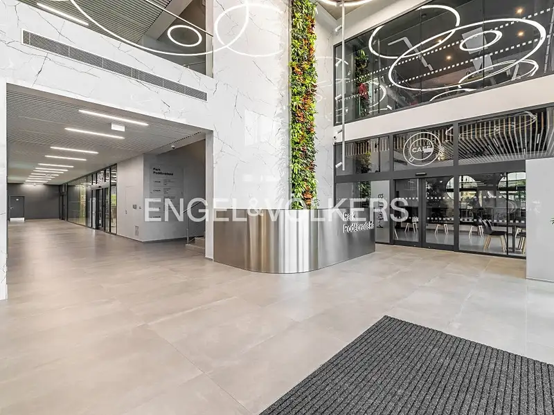 Pronájem kanceláře 200 m², Praha – náhled fotky 3