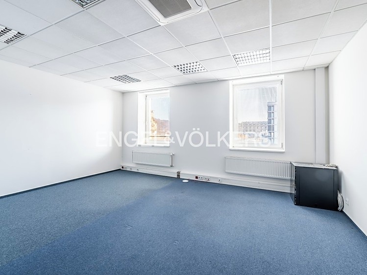 Комерційне приміщення в оренду, 394 м² (5 з 12)