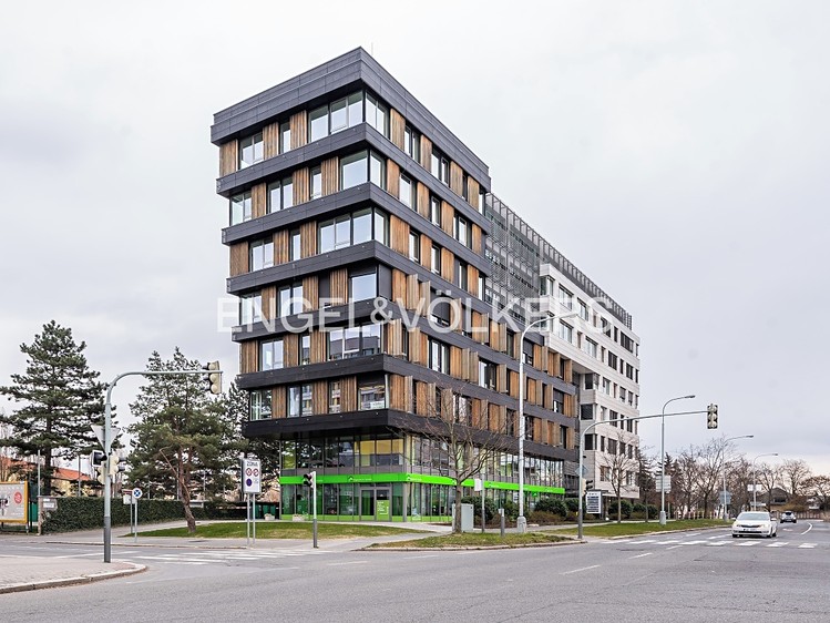 Комерційне приміщення в оренду, 531 м² (1 з 13)