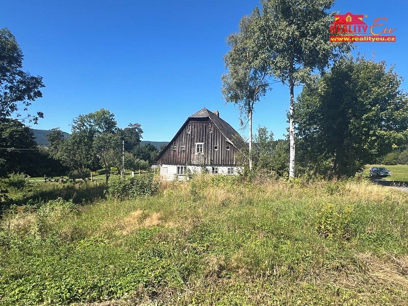 Prodej stavebního pozemku 2400 m² – fotografie 3