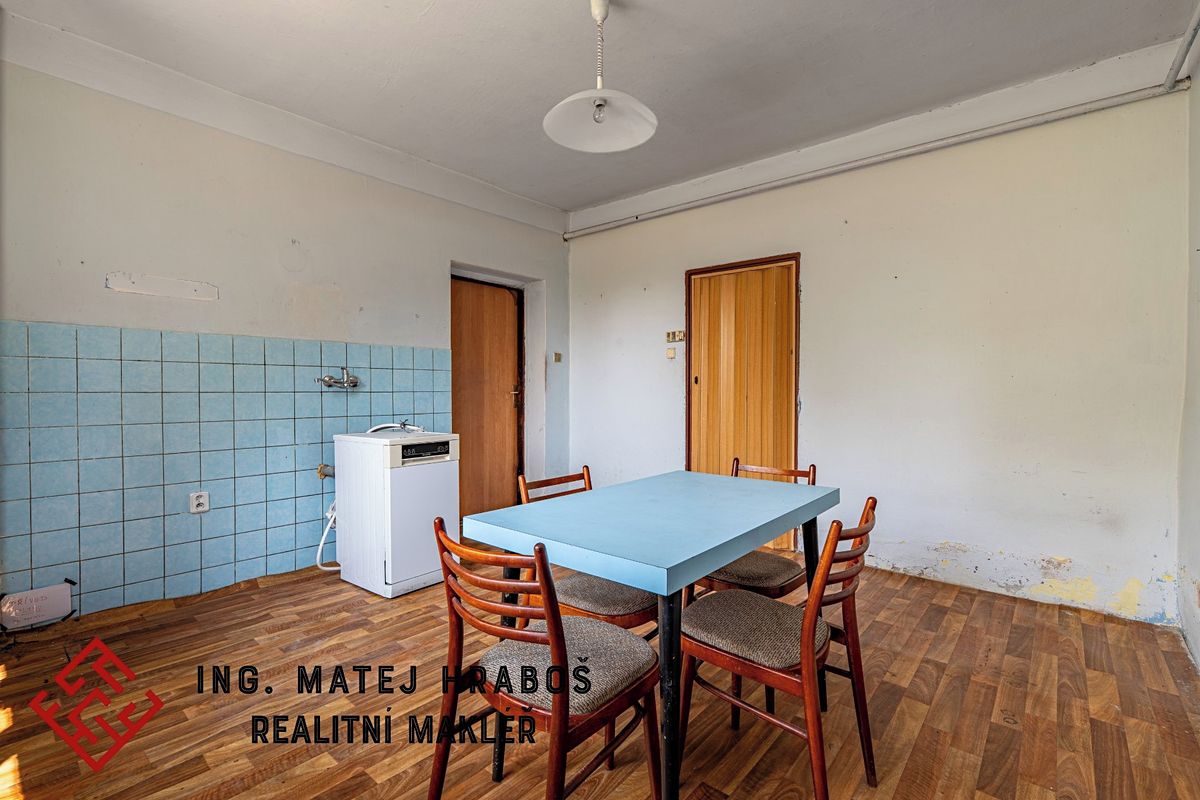 Prodej rodinného domu 132 m², pozemek 1937 m² – fotografie 4