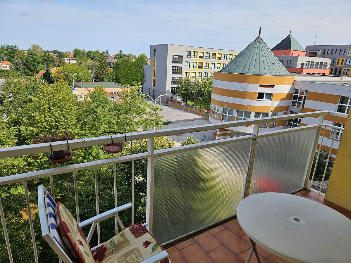 Pronájem bytu 3+1 80 m² – fotografie 2