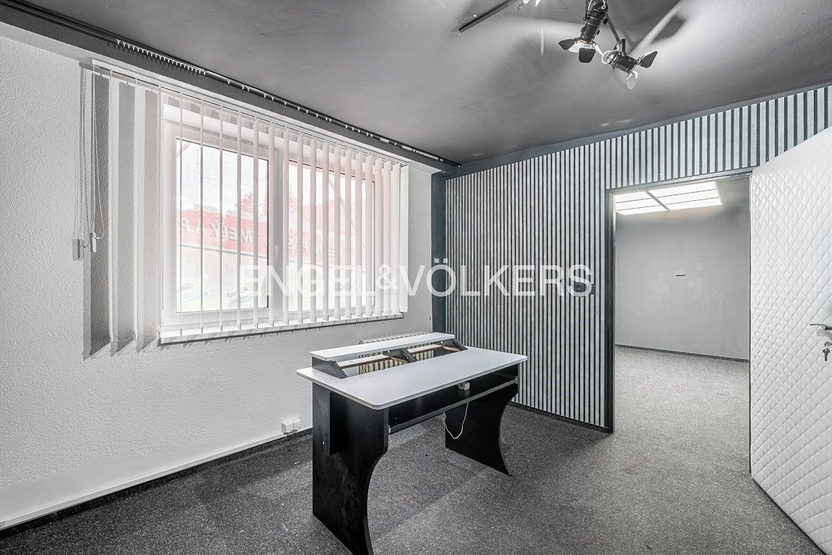 Pronájem kanceláře 116 m² – fotografie 3