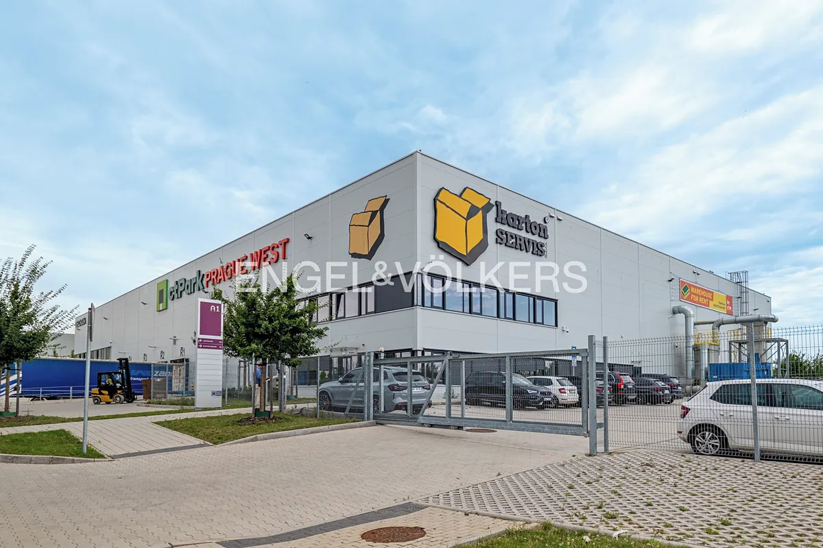 Pronájem skladového prostoru 5300 m²