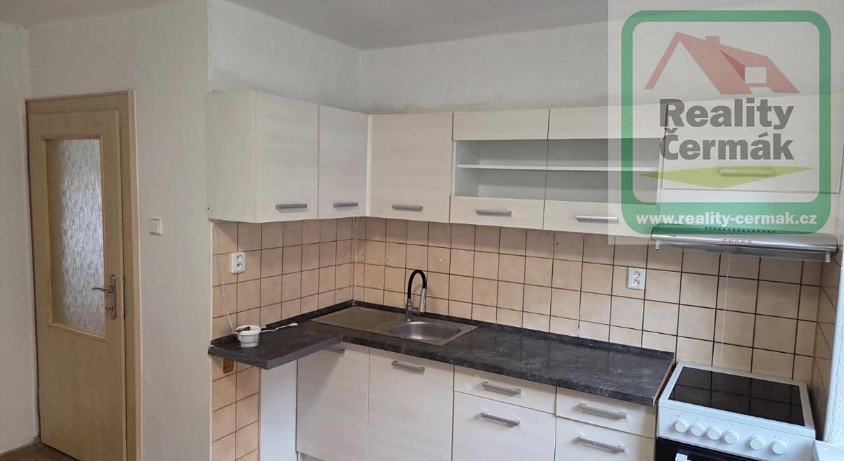 Pronájem bytu 2+1 56 m² – fotografie 3