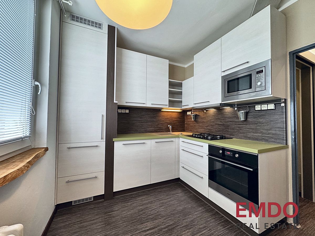 Pronájem bytu 1+1 40 m², Hradec Králové – fotka 1 z 3