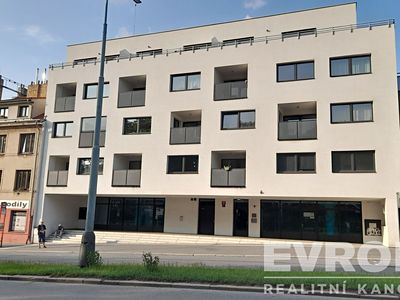 Pronájem bytu 1+kk 49 m²