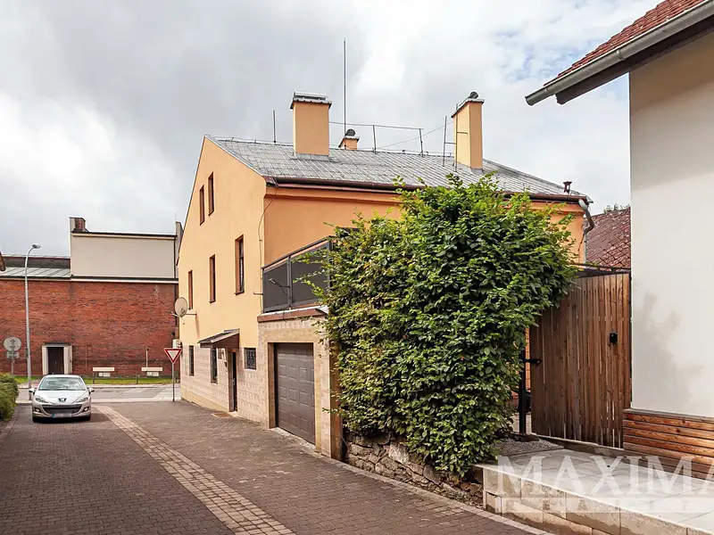 Prodej rodinného domu 285 m², pozemek 212 m², Lomnice nad Popelkou – náhled fotky 2