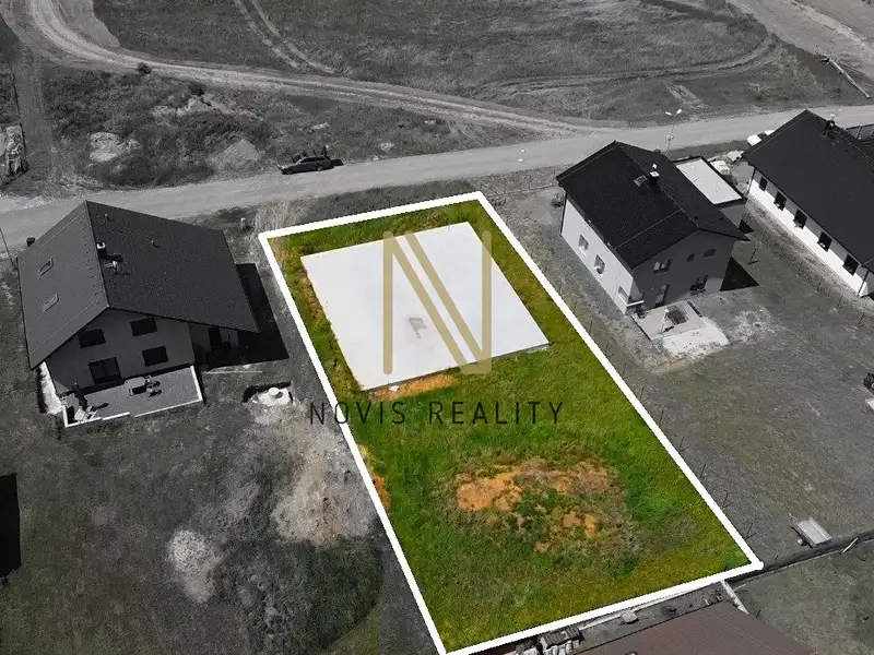 Prodej stavebního pozemku 964 m², Osvračín – náhled fotky 1