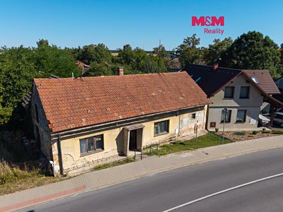 Prodej rodinného domu 80 m², pozemek 1384 m²
