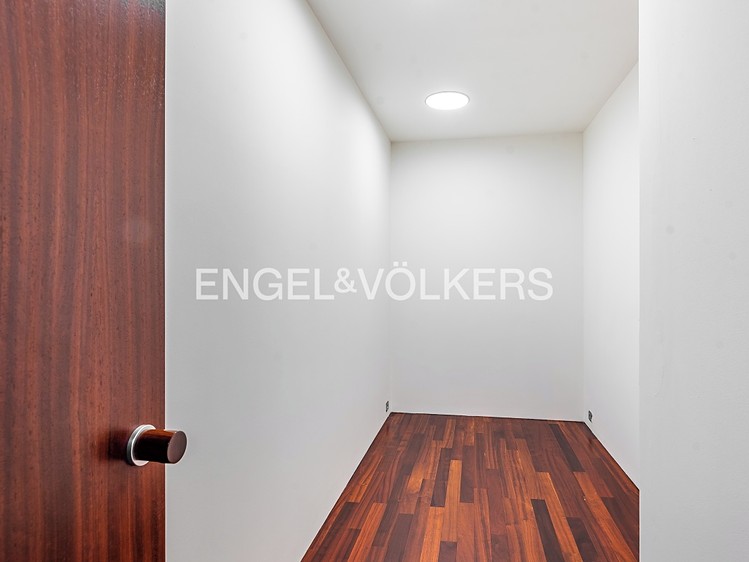 Квартира 5+kk в оренду, 279 м² (24 з 24)