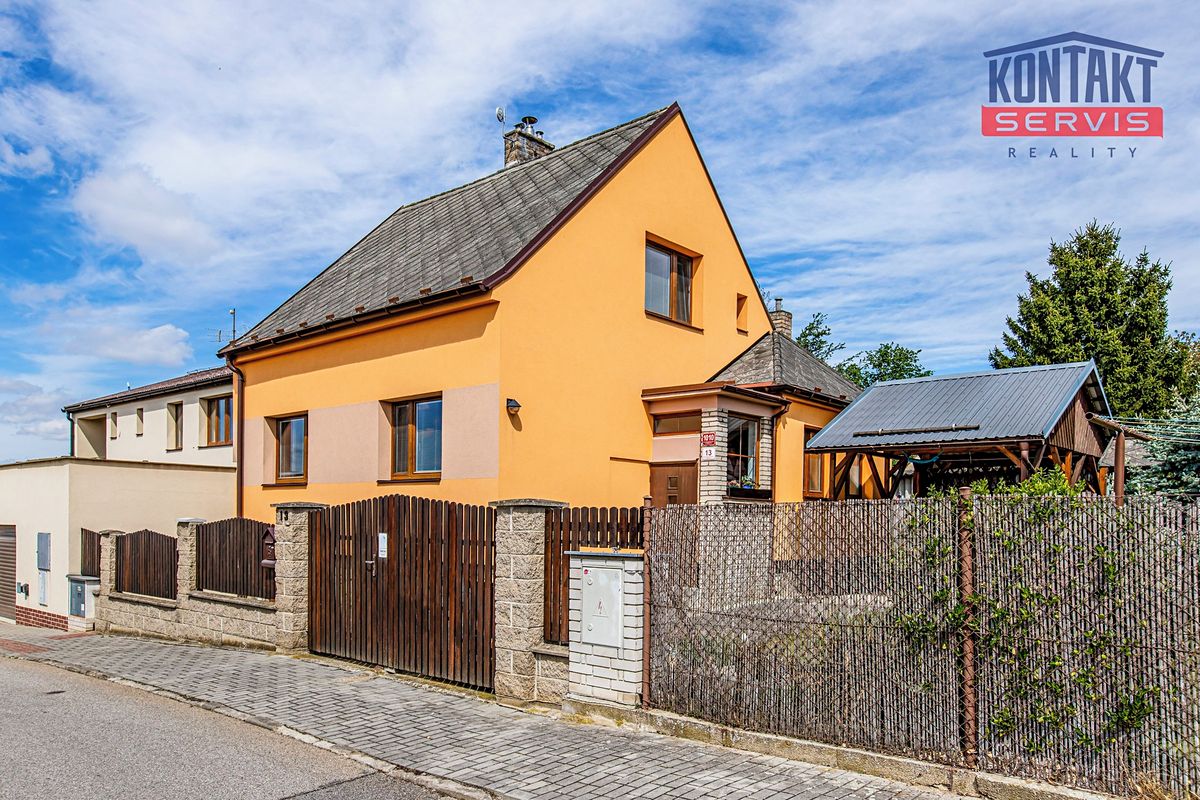 Prodej rodinného domu 118 m², pozemek 997 m²