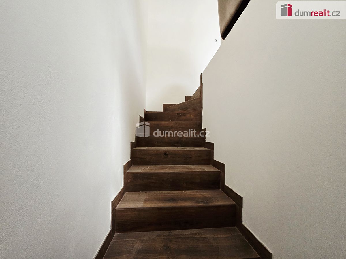 Pronájem bytu 3+kk 98 m² – fotografie 5
