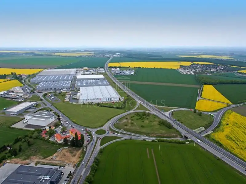 Pronájem skladového prostoru 963 m², Klecany – náhled fotky 1