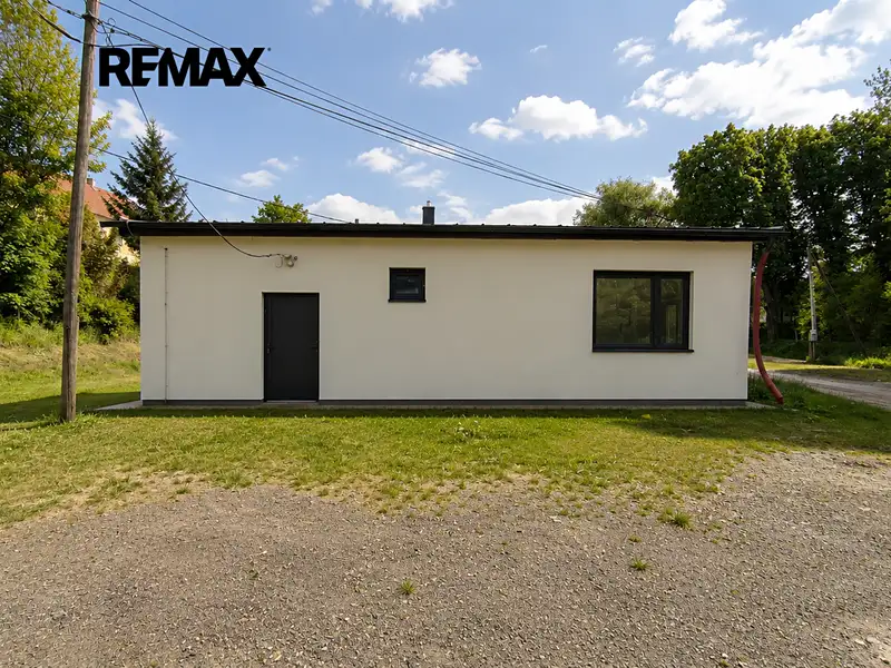 Prodej rodinného domu 154 m², pozemek 154 m², Vroutek – náhled fotky 3