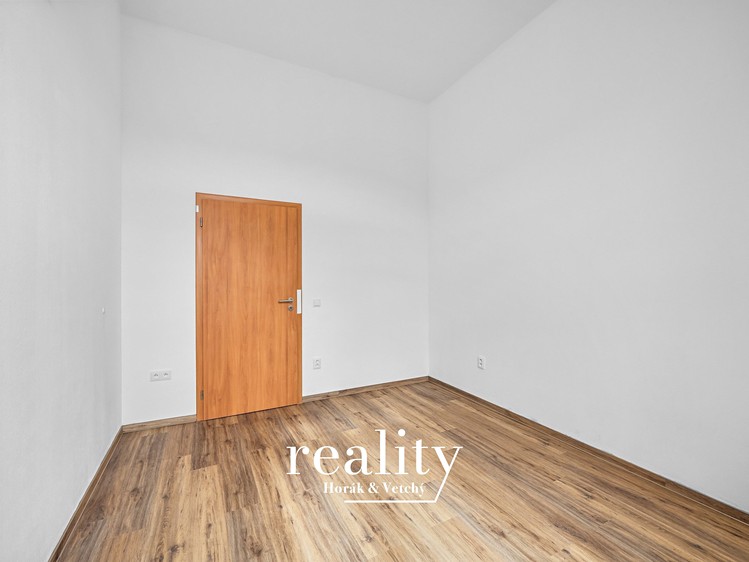 Квартира 2+1 в оренду, 76 м² (10 з 17)