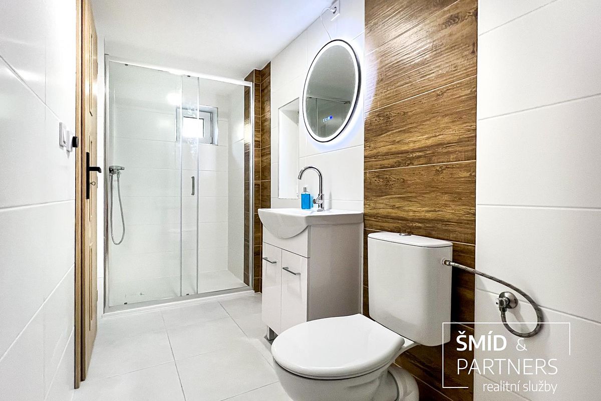 Prodej rodinného domu 60 m², pozemek 337 m² – fotografie 2