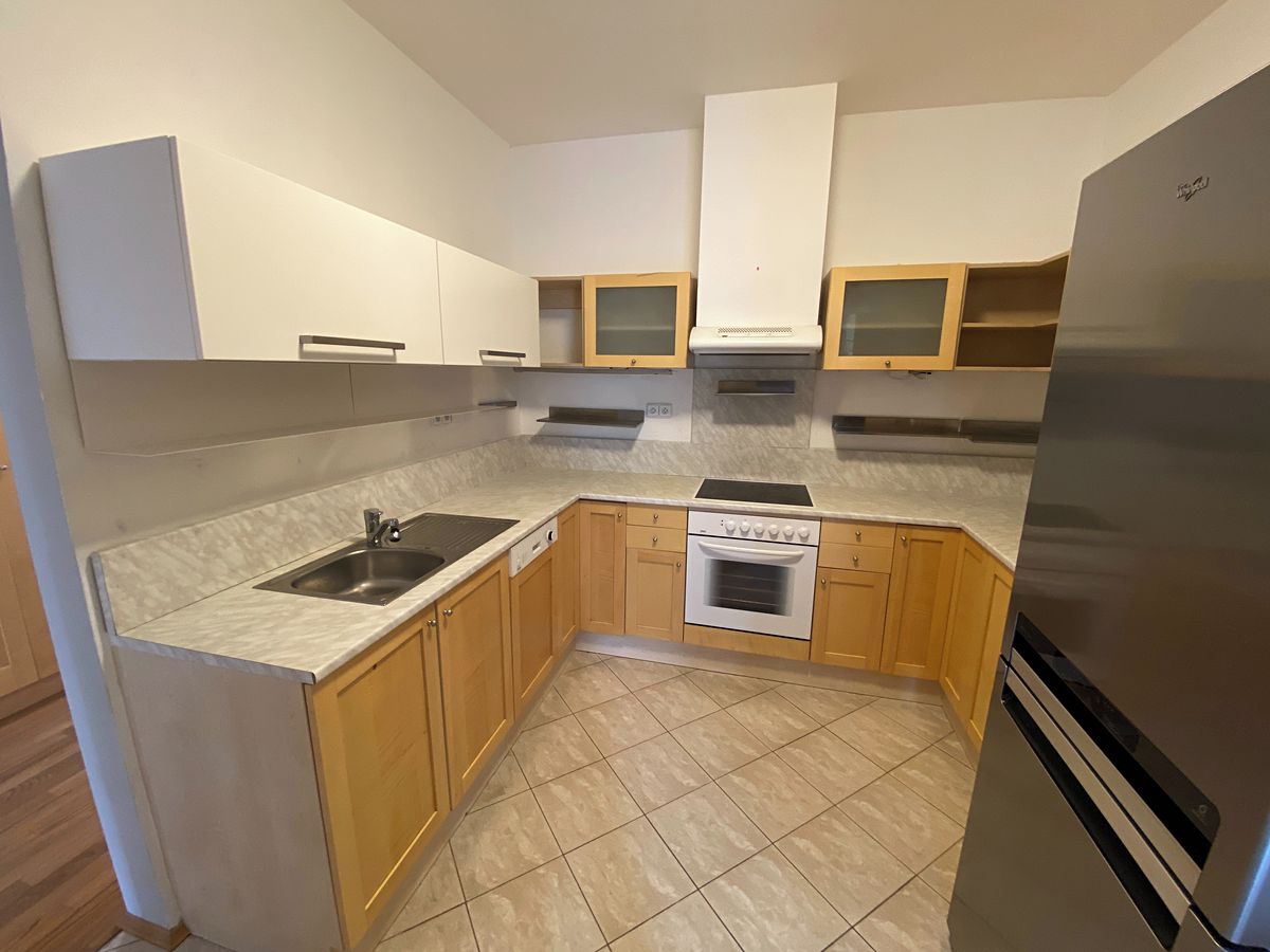 Pronájem bytu 3+1 91 m² – fotografie 4