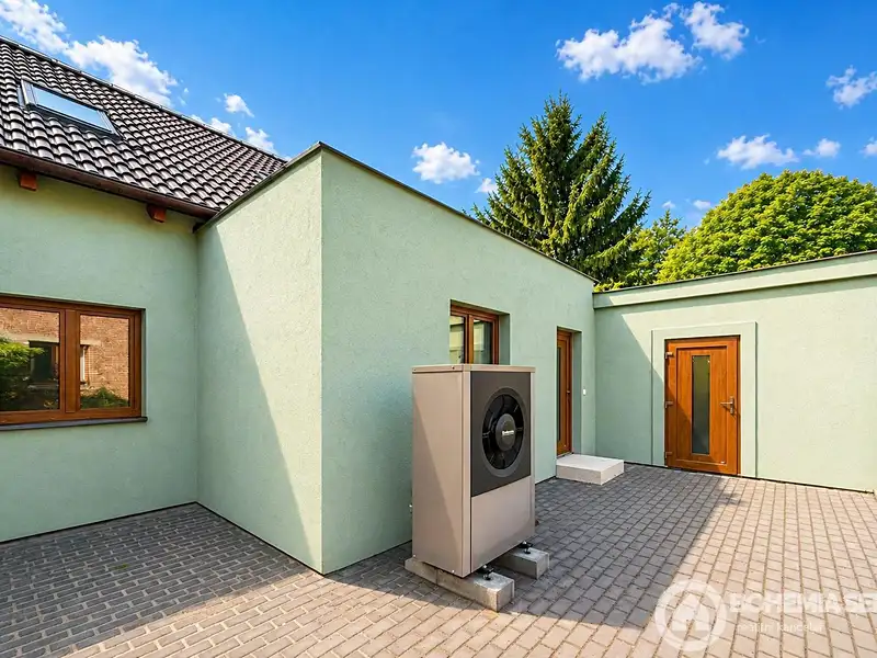 Prodej rodinného domu 172 m², pozemek 288 m², Miskovice – náhled fotky 3