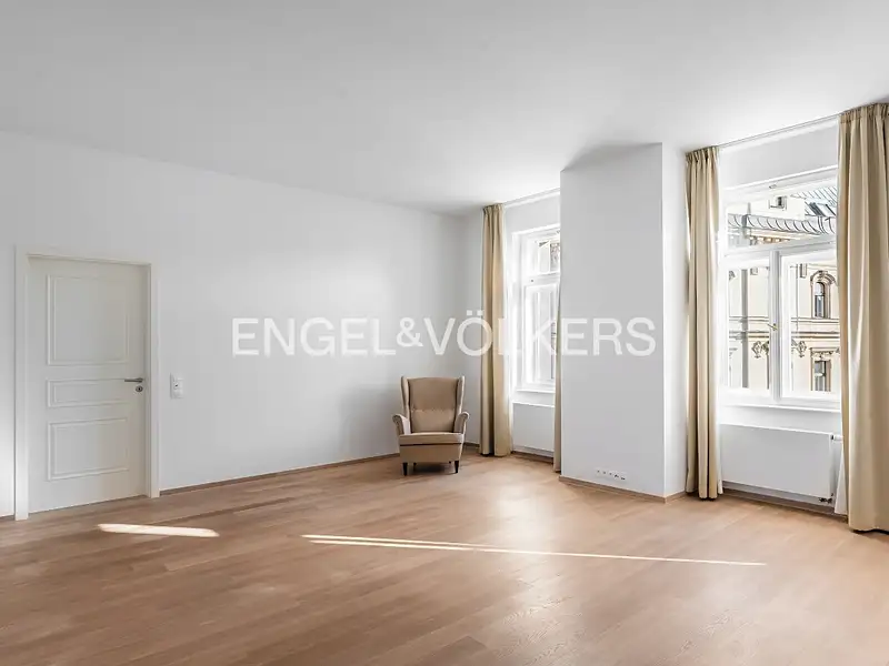 Pronájem bytu 3+kk 103 m², Praha – náhled fotky 2