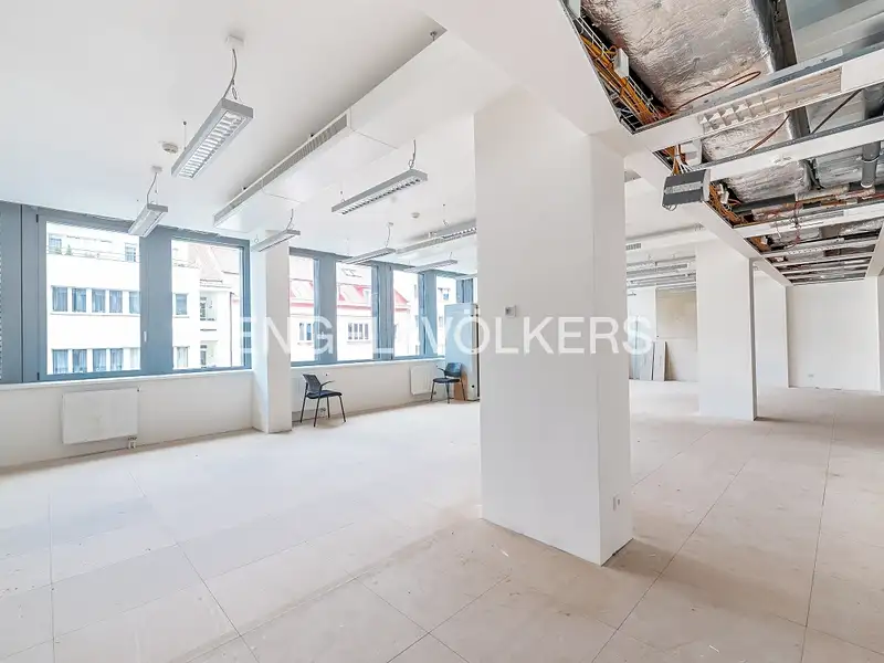Pronájem kanceláře 208 m², Praha – náhled fotky 3