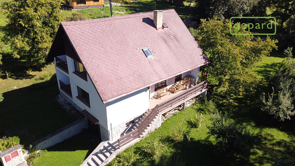 Prodej rodinného domu 200 m², pozemek 1309 m² – fotografie 5