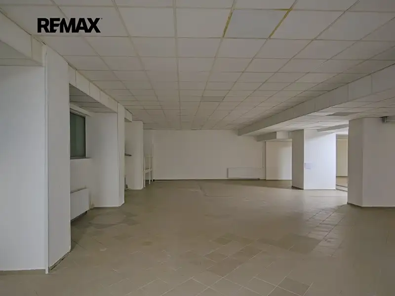 Pronájem obchodního prostoru 400 m², Kopřivnice – náhled fotky 3