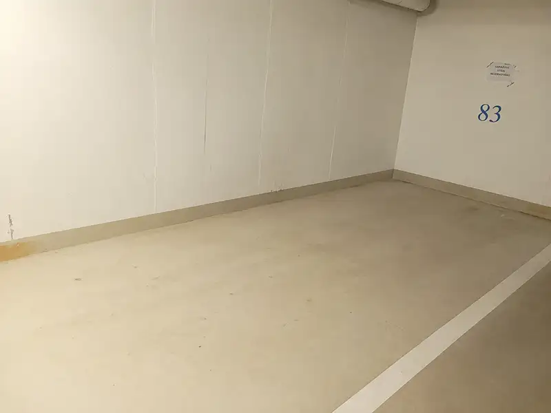 Prodej garáže 13 m², Praha – náhled fotky 2