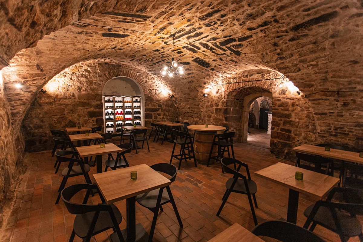Pronájem restaurace 69 m²