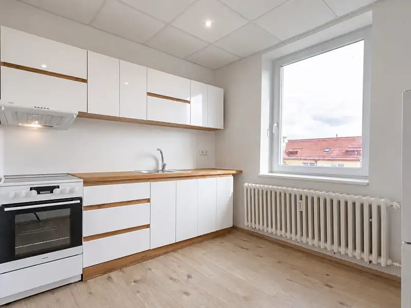 Prodej bytu 2+1 50 m², Karlovy Vary – náhled fotky 1