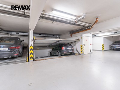 Prodej garážového stání 12 m²