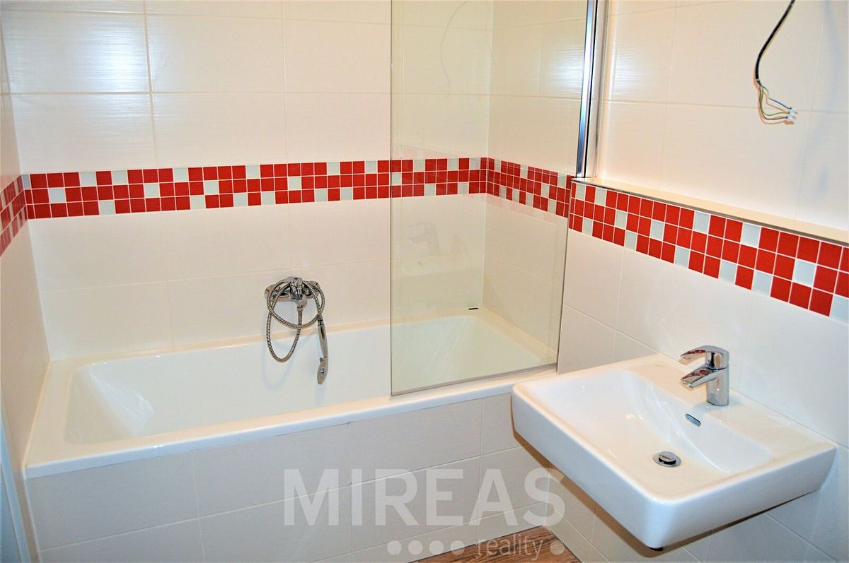 Pronájem bytu 2+kk 88 m² – fotografie 5