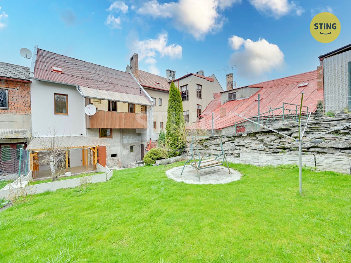 Prodej rodinného domu 150 m², pozemek 260 m² – fotografie 2